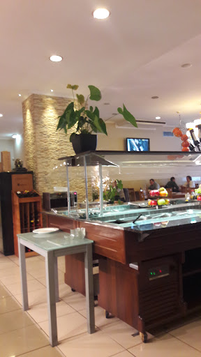 Little World (Wok & Grill)