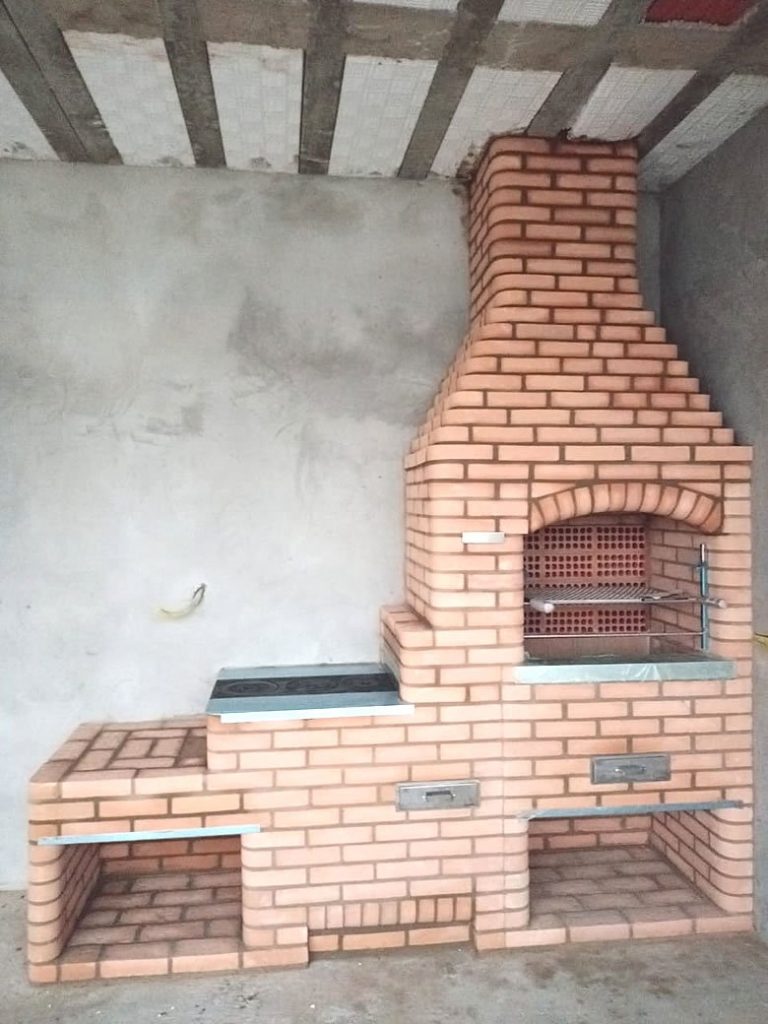 Churrasqueira São Pedro: Design Elegante e Funcional para Seu Espaço Gourmet